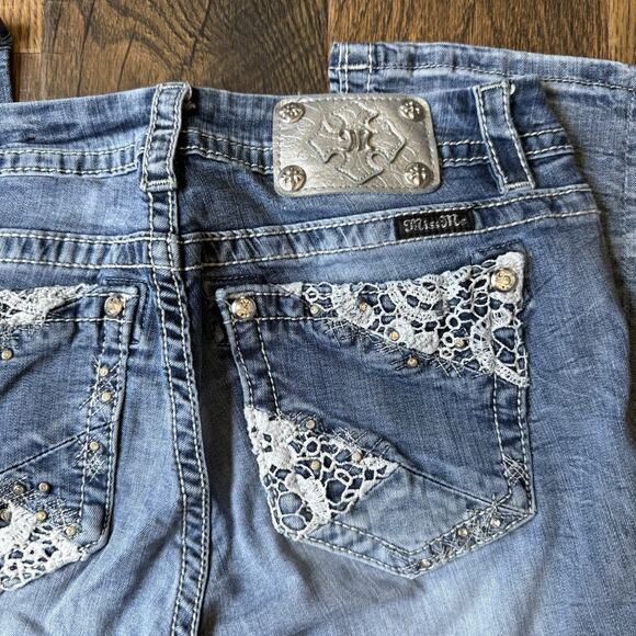 Miss Me Jeans 28 Curvy Crop Mid Rise Lace Pocket Bling Crystal Embellished - Picture 6 of 13